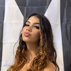 Meet your Posher, Janessa